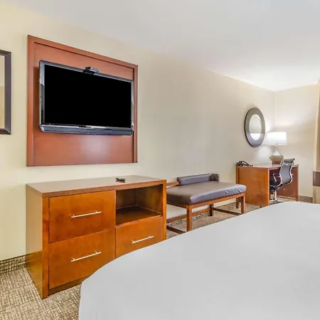 Comfort Inn & Suites Near Bethel College Newton Esterno foto
