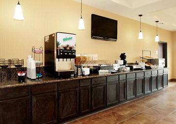 Comfort & Near Bethel College 3*