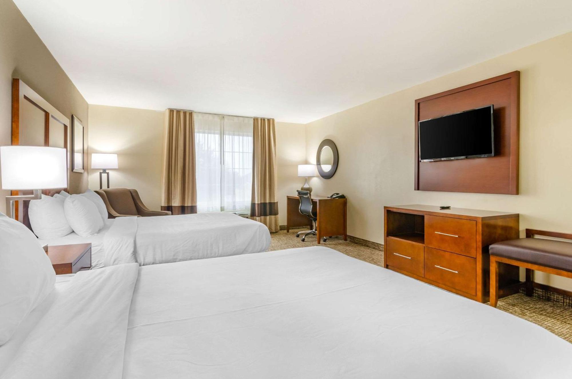 Comfort & Near Bethel College Hotel Newton