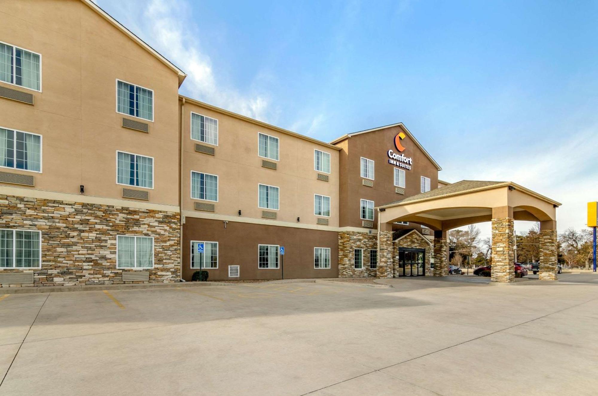 Comfort & Near Bethel College Hotel 3*