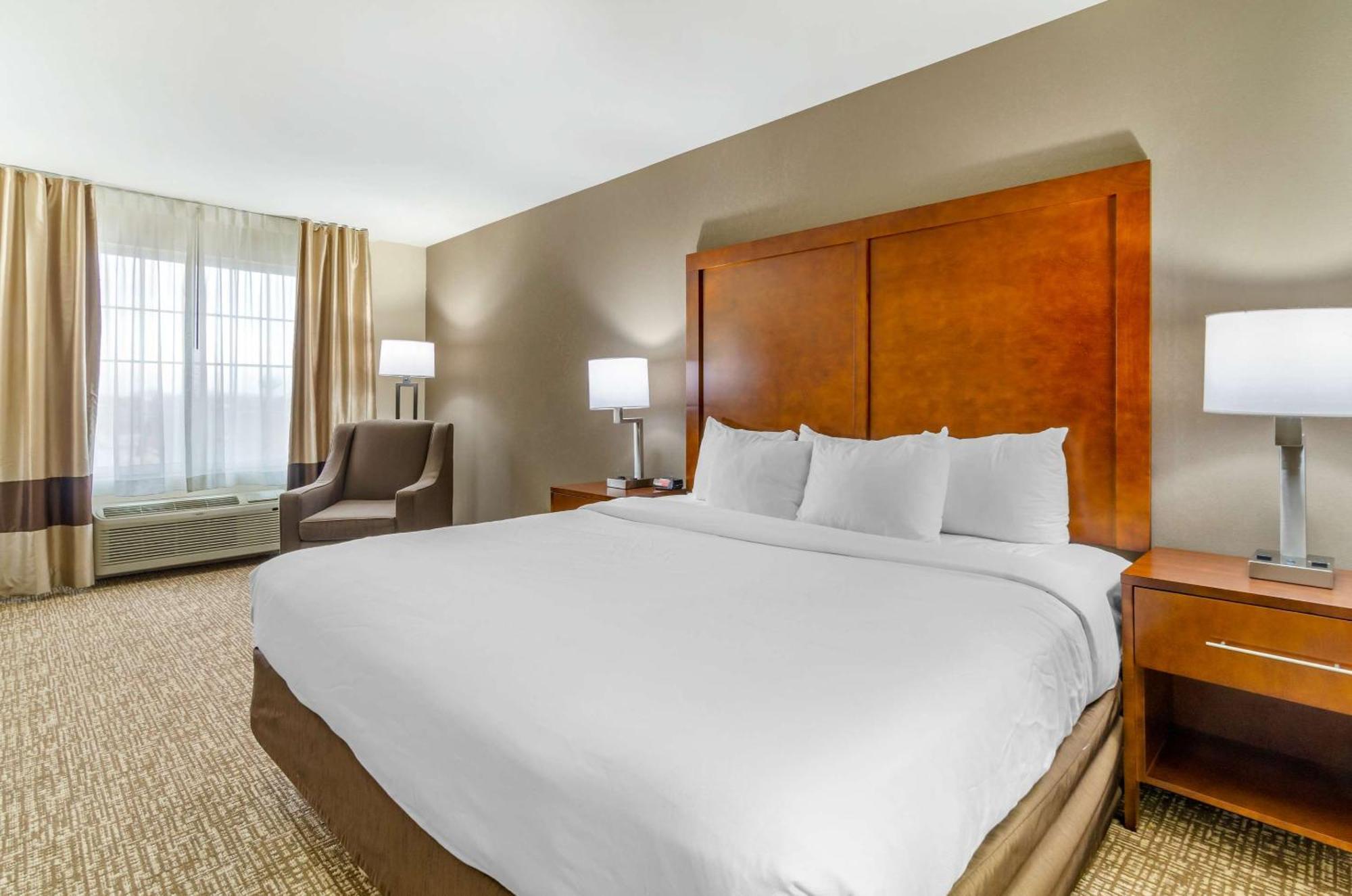 Comfort & Near Bethel College Hotel Newton