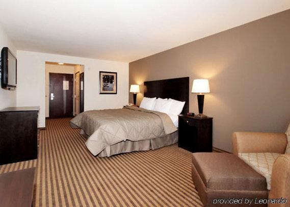 Hotel Comfort & Near Bethel College