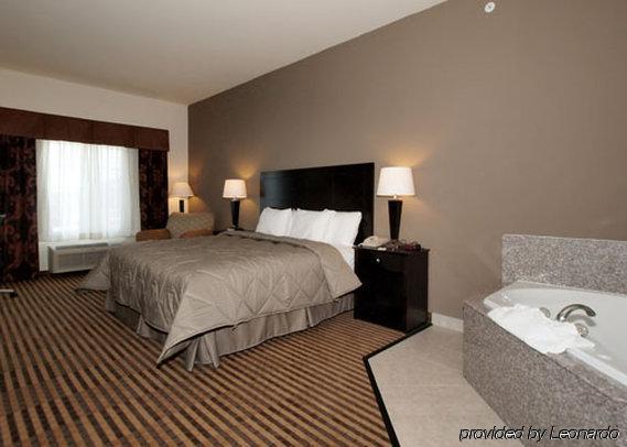 Comfort & Near Bethel College Hotel Newton