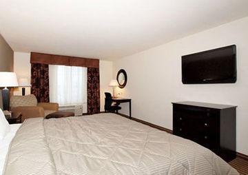 Comfort & Near Bethel College Hotel 3*